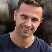 Soy Albert, profesor de Lengua Catalana y Literatura con experiencia en enseñar a cualquier curso de secundaria y de bachillerato.